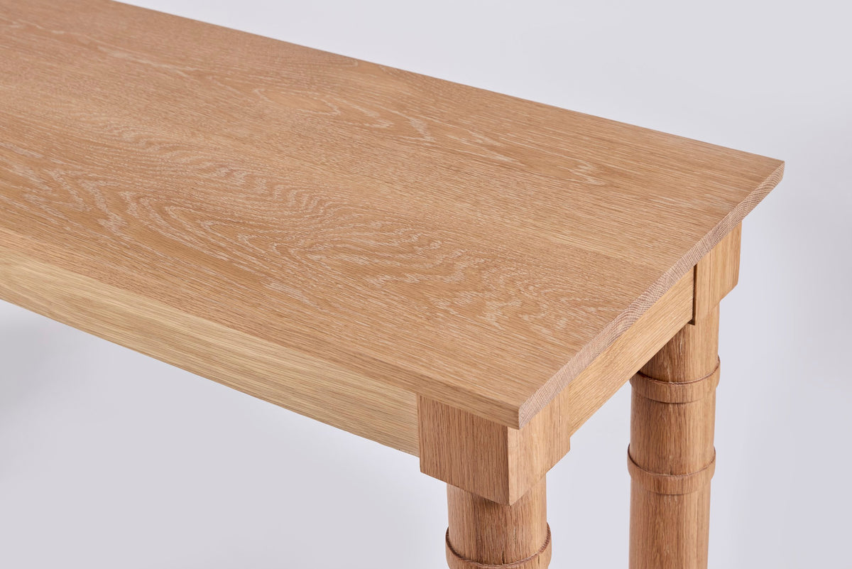 Lupa Console 60", Light-Fumed Oak