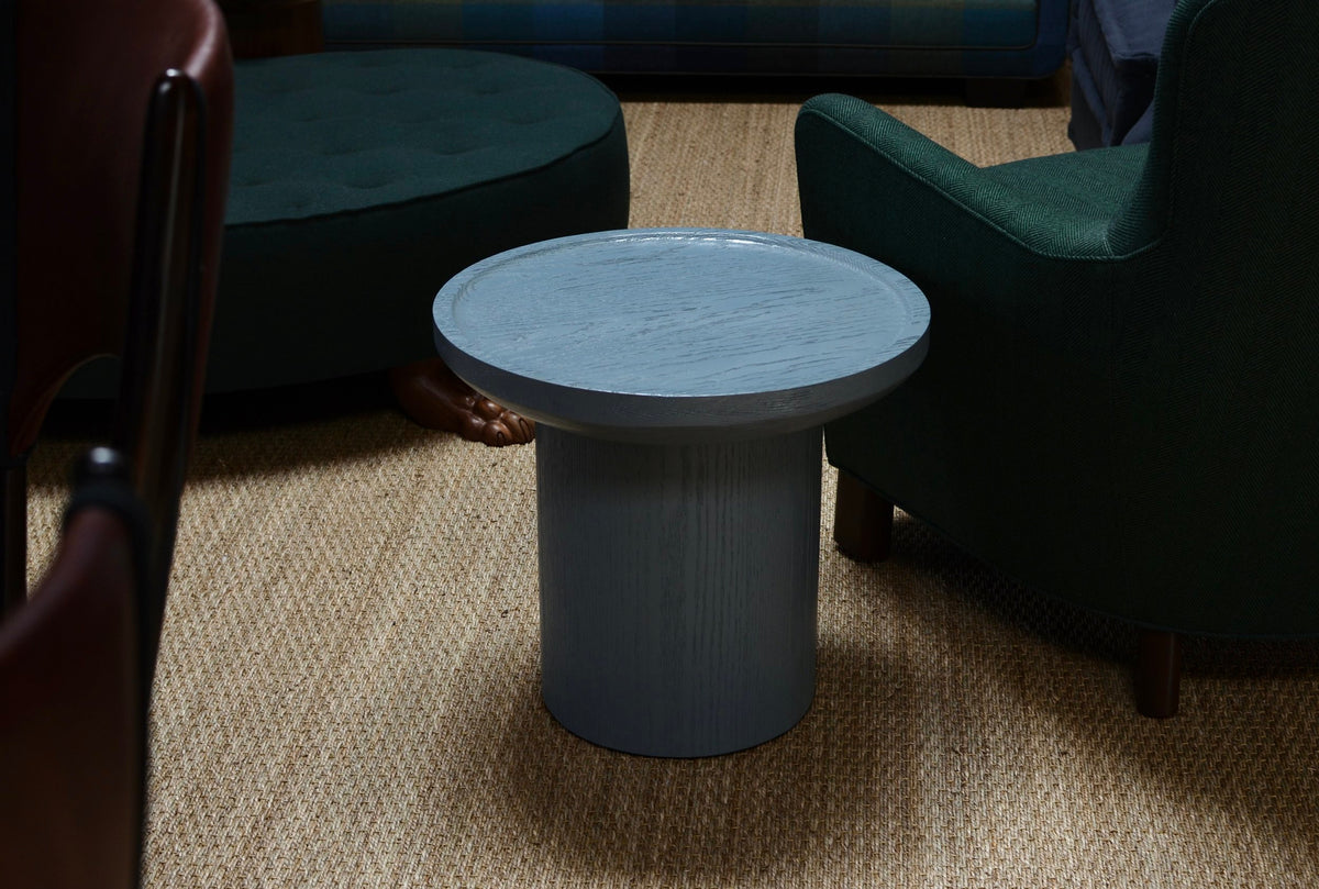 Findley Round Low Side Table in Lacquer