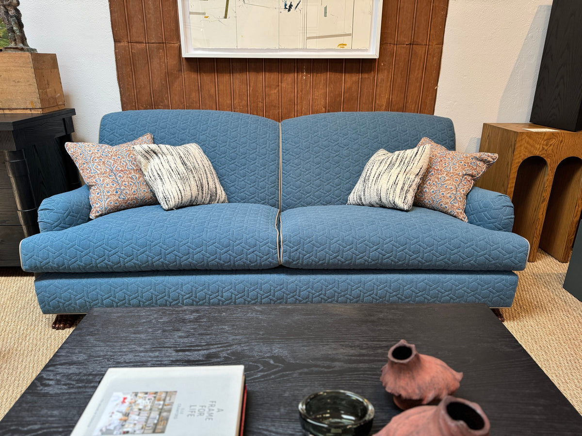 Lupa Sofa 84", Blue Quilted