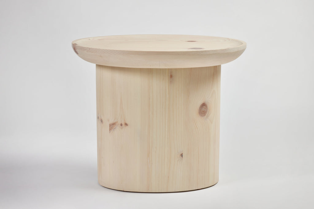 Findley Oval Tall Side Table in Lacquer