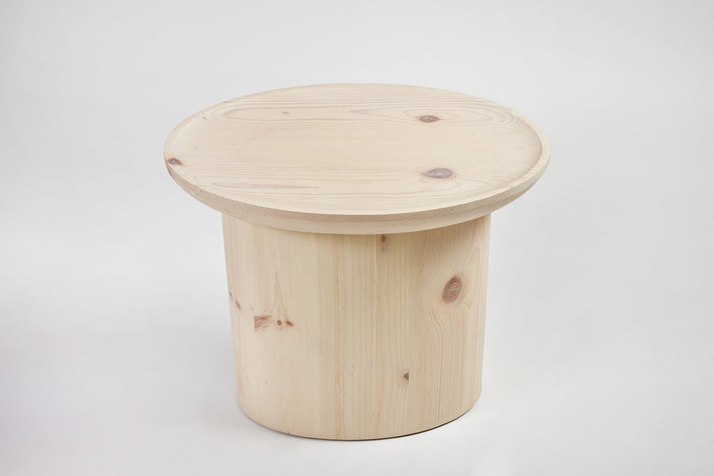 Findley Oval Tall Side Table in Lacquer